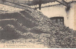 Delcampe - Les Emeutes En Champagne 1911 - AY - Etablissements De MM. De Ayala - Vue D'un Cellier - Très Bon état - Ay En Champagne