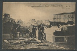 Delcampe - Carte P De 1909 ( La Catastrophe De Messina / Campement D'Habitants échappés Au Tremblement De Terre ) - Messina
