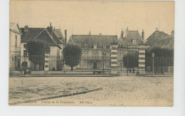 Delcampe - MELUN - Entrée De La Préfecture - Melun