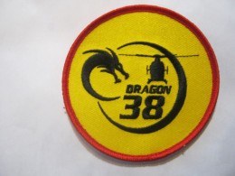 Delcampe - ECUSSON SECURITE CIVILE HELICOPTERE DRAGON 38 VERSOUD (GRENOBLE)   SUR VELCROS  90MM  NEUF - Pompieri