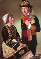 Delcampe - 29  DOUARNENEZ COSTUMES DE FETES - Douarnenez