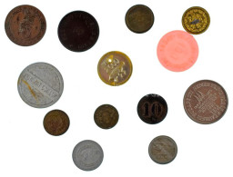 Delcampe - Vegyes, 13-dbos Magyar Zseton / Bárca Tétel T:XF,VF, Közte Egy Lyukasztott Mixed, 13pcs Hungarian Token / Jeton Lot C:XF - Ohne Zuordnung
