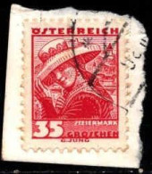Delcampe - Autriche Poste Obl Yv: 452 Mi:578 Steiermarck Coiffe (Beau Cachet Rond) Sur Fragment - Kostüme