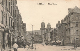 Delcampe - ARDENNES SEDAN Place Crussy - Sedan