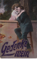 Delcampe - B081 Novelty Glitter Love Romance Couple Hugging Gedenke Mein Vintage Postcard - Fantasy