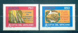 Delcampe - Vatican 1995 -  Y & T  N. 998/99 - Europa (Michel N. 1141/42) - Neufs
