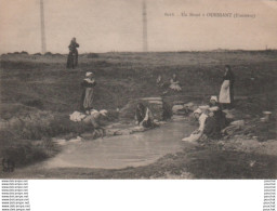 Delcampe - L18-29) OUESSANT (FINISTERE) UN  DOUE  - ANIMEE - LAVANDIERES - LAVEUSES - ( 2 SCANS ) - Ouessant