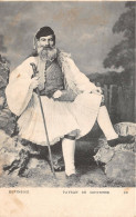 Delcampe - US5556 Paysan De Corinthe Corinth  Types Folklore Costume Man With Gun Greece - Welt