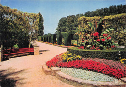 Delcampe - 18 BOURGES LE JARDIN DES PRES FICHAUX - Bourges