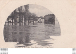 Delcampe - C15-17) SAINTES - INONDATIONS DE  1904 - PLACE BASSOMPIERRE - ( 2 SCANS ) - Saintes