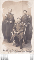 Delcampe - 65) TARBES LE 21/12/1912 - CARTE PHOTO - LES TROIS INSEPARABLES - BUREAU DU PARC A FOURAGES - MILITAIRES DU 18 EME - Tarbes