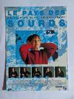 Delcampe - CP Affiche Cinéma Le Pays Des Sourds - Plakate Auf Karten