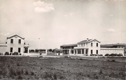 Delcampe - 13-ISTRES-CAMP D AVIATION -N°2151-C/0371 - Istres