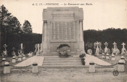 Delcampe - CPA - 95 - PONTOISE - Le Monument Aux Morts - Pontoise