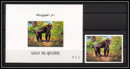 Delcampe - 0173a/ Umm Al Qiwain ** MNH Michel N°479 B Gorille Gorilla Non Dentelé Imperf + Deluxe Miniature Sheet Amimaux Animals - Singes