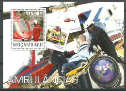Delcampe - Mozambique 2014 Mi Block 975 MNH (ZS6 MZBbl975(ols)) - Secourisme