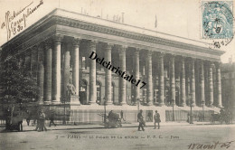 Delcampe - CPA 75 0173 PARIS - LE PALAIS DE LA BOURSE - CARTE PRÉCURSEUR ANIMÉE  PERSONNES ET CARRIOLES - Autres Monuments, édifices