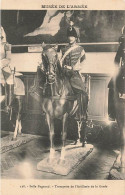 Delcampe - Militaire Uniforme Trompette De L' Artillerie De La Garde CPA Musée De L' Armée Salle Bugeaud - Uniformen