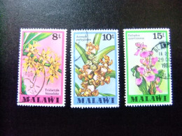 Delcampe - 44 MALAWI Ex NYASALAND 1978 / Flora Orchidées Acampe Pachyglossa  / YVERT 315 / 317 FU - Malawi (1964-...)
