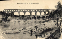 Delcampe - CPA Remoulins Le Pont Du Gard - Remoulins