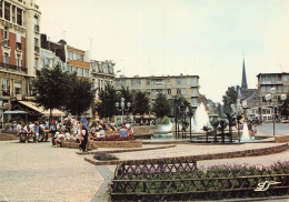 Delcampe - 59 DOUAI LA PLACE D ARMES - Douai