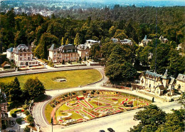 Delcampe - Carte Postale - Chateaux - Bagnoles De L'Orne - Le Golf Miniature Et Les Hôtels - Vue Aérienne - Orne - CPM - Carte Neuv - Châteaux