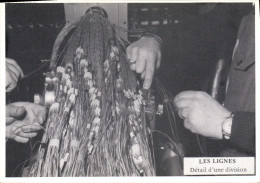 Delcampe - CPM Les Lignes Detail D'une Division - Poste & Postini