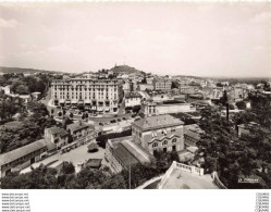 Delcampe - 63 - CHATELGUYON - S03265 - Station Thermale Et Touristique - Vue Générale Et Calvaire - CPSM 15x10 Cm - - Châtel-Guyon