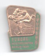 Delcampe - JUDO épinglette Championnats D'Europe Berlin 1964 - Judo