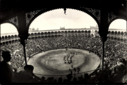 Delcampe - CPA Madrid Spanien, Stadion Mit Zuschauern, Stierkampf, Plaza De Toros, Menschenmenge - Madrid
