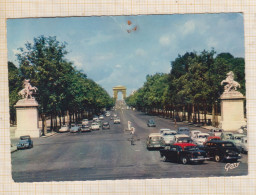 Delcampe - 26G77 PARIS Avenue Des Champs Elysees (trou De Punaise ) VOITURES 1966 - Champs-Elysées