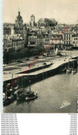Delcampe - 17.   LA ROCHELLE . Le Port Et L'Horloge . - La Rochelle