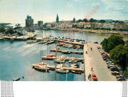 Delcampe - 17.  LA ROCHELLE .  Le Port Et Le Bassin Des Yachts . - La Rochelle