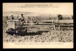Delcampe - AGRICULTURE - TRACTEUR CLAVELAND ENTRAINANT TROIS SEMOIRS - SOCIETE DES FERMES FRANCAISES DE TUNISIE - Traktoren