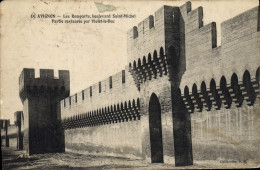 Delcampe - CPA Avignon Les Remparts Boulevard Saint Michel Partie Restauree Par Violet Le Duc - Avignon