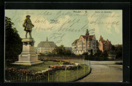 Delcampe - AK Minden I. Westf., Kurfürstendenkmal Und Regierungsgebäude Am Wesertor - Minden