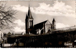 Delcampe - BRIE COMTE ROBERT: L'église Vue De La Place Des Fêtes - Très Bon état - Brie Comte Robert