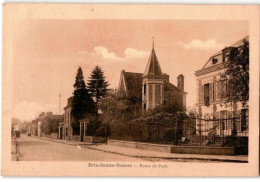 Delcampe - BRIE-COMTE-ROBERT: Route De Paris - Très Bon état - Brie Comte Robert