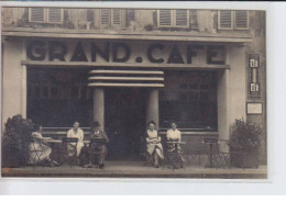 Delcampe - CHELLES: Grand Café - Très Bon état - Chelles