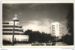 Delcampe - BALNEARIO ATLANTIDA HOTEL PLANETA PLANET ( UFO DESIGN ) NATALIO MICHELIZZI ARCHITECT - URUGUAY - RPPC (2 SCANS) - Uruguay