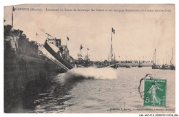 Delcampe - CAR-AFOP19-0896-50 - BARFLEUR - Lancement Du Bateau De Sauvetage - Barfleur