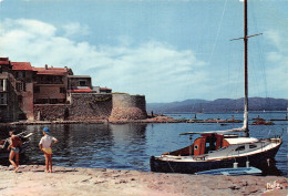 Delcampe - 83-SAINT TROPEZ-N°T2765-D/0081 - Saint-Tropez