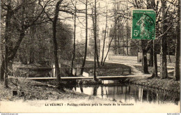 Delcampe - 78 LE VESINET - Petite Riviere, Route Des Cascades - Le Vésinet
