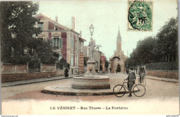 Delcampe - 78 LE VESINET - Rue Thiers, La Fontaine. - Le Vésinet