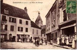 Delcampe - 28 EPERNON - La Place Du Change. - Epernon