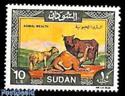 Delcampe - Sudan 1991 Stamp Out Of Set, Mint NH, Nature - Animals (others & Mixed) - Camels - Cattle - Sudan (1954-...)