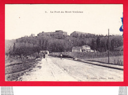 Delcampe - F-92-Suresnes-04P42 Vue Sur Le Fort Du Mont Valérien, Petite Animation, Cpa - Suresnes