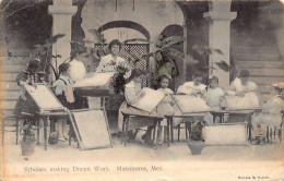 Delcampe - México - MATAMOROS - Scholars Making Drawn Work - LA POSTAL ESTÁ DAÑADA - THE POSTCARD IS DAMGED - Ed. Romula E. Bolado - Mexiko