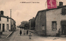 Delcampe - BOUSSAY Rue De La Gare - Boussay