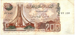 Delcampe - ALGERIA P135b 200 DINARS 1983 Signature 7 (Hanifi/Badder-Edine)  SECOND SIGNATURE  F-aVF - Algérie